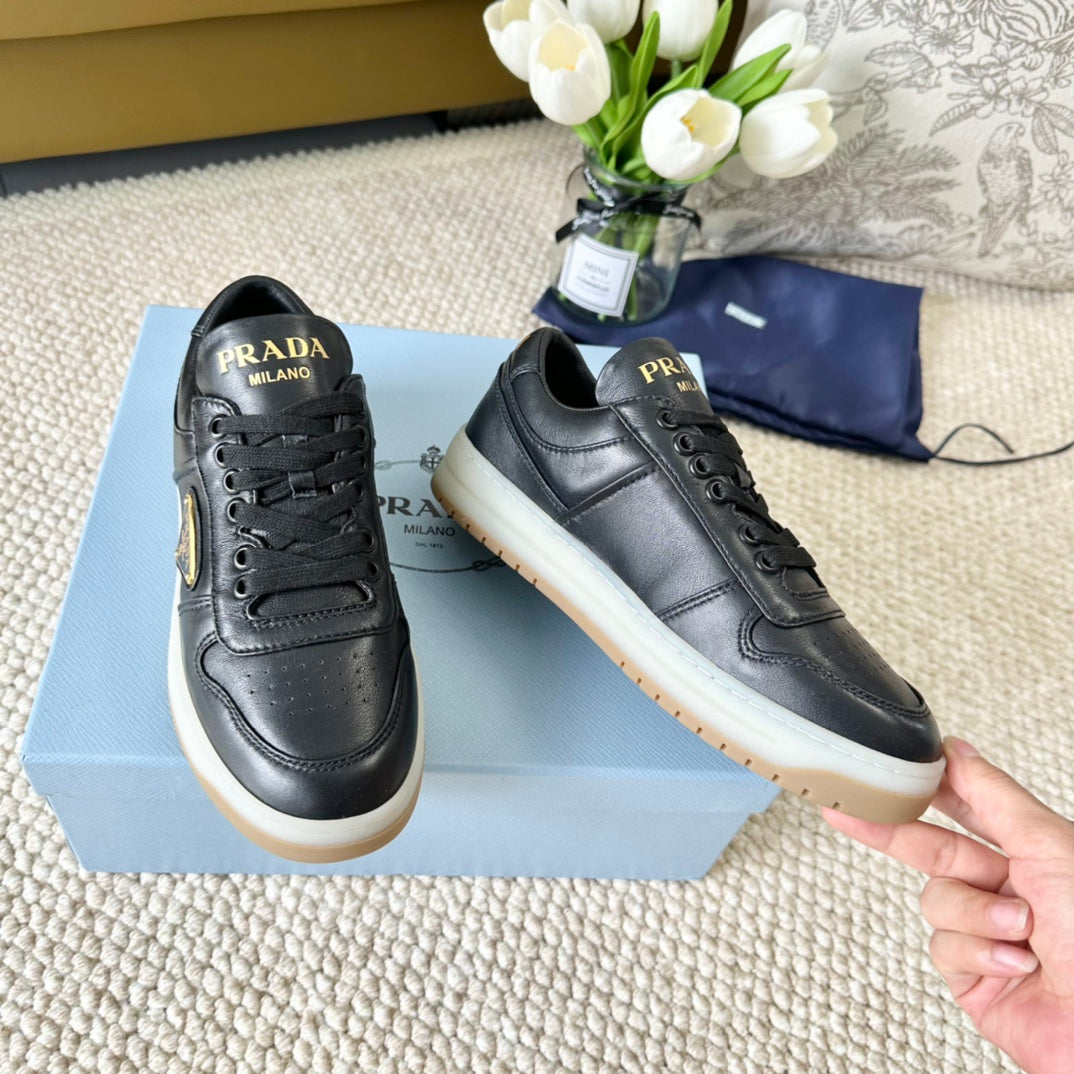 P-Sneakers