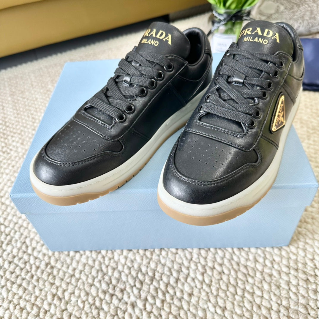 P-Sneakers