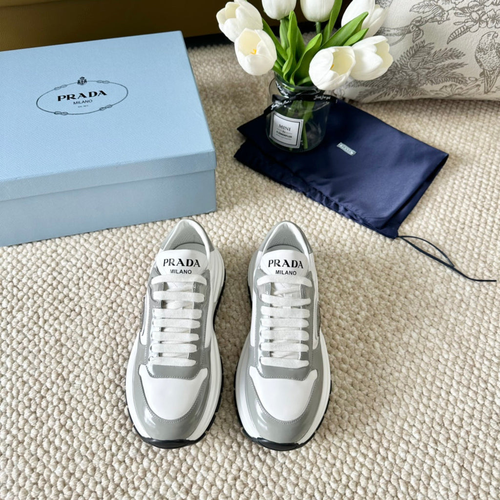 P-Sneakers