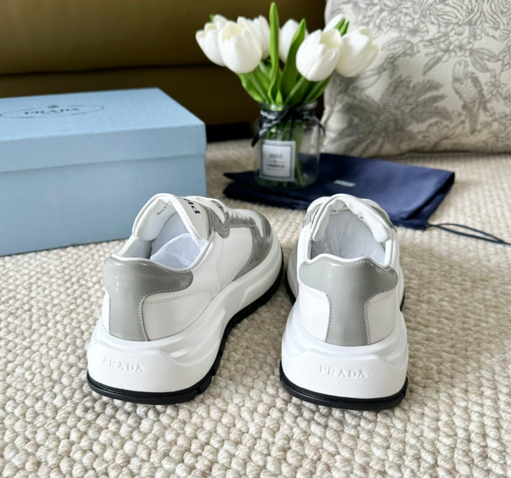 P-Sneakers