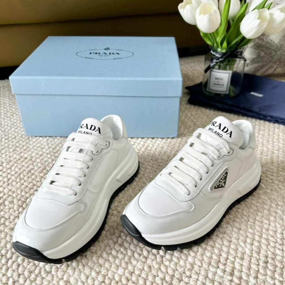 P-Sneakers