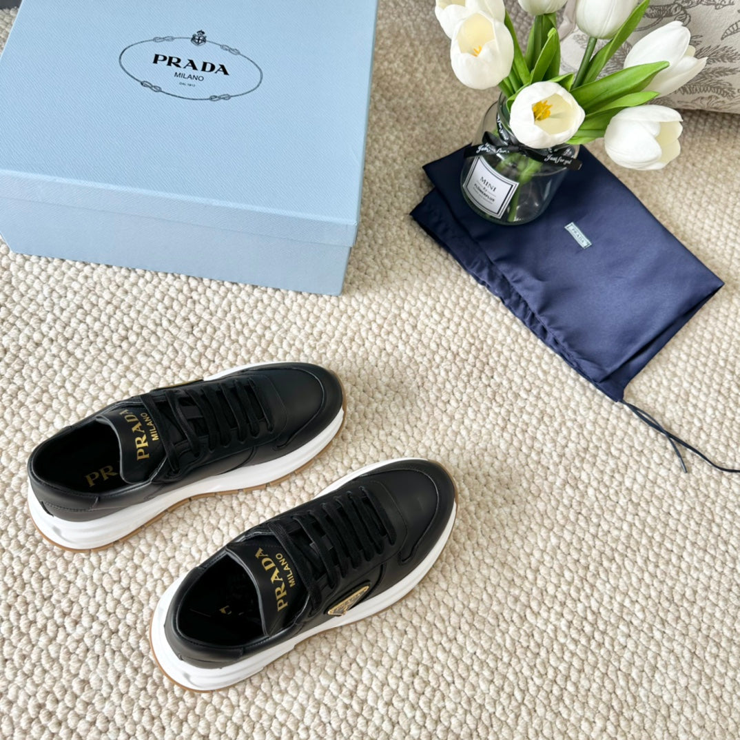 P-Sneakers