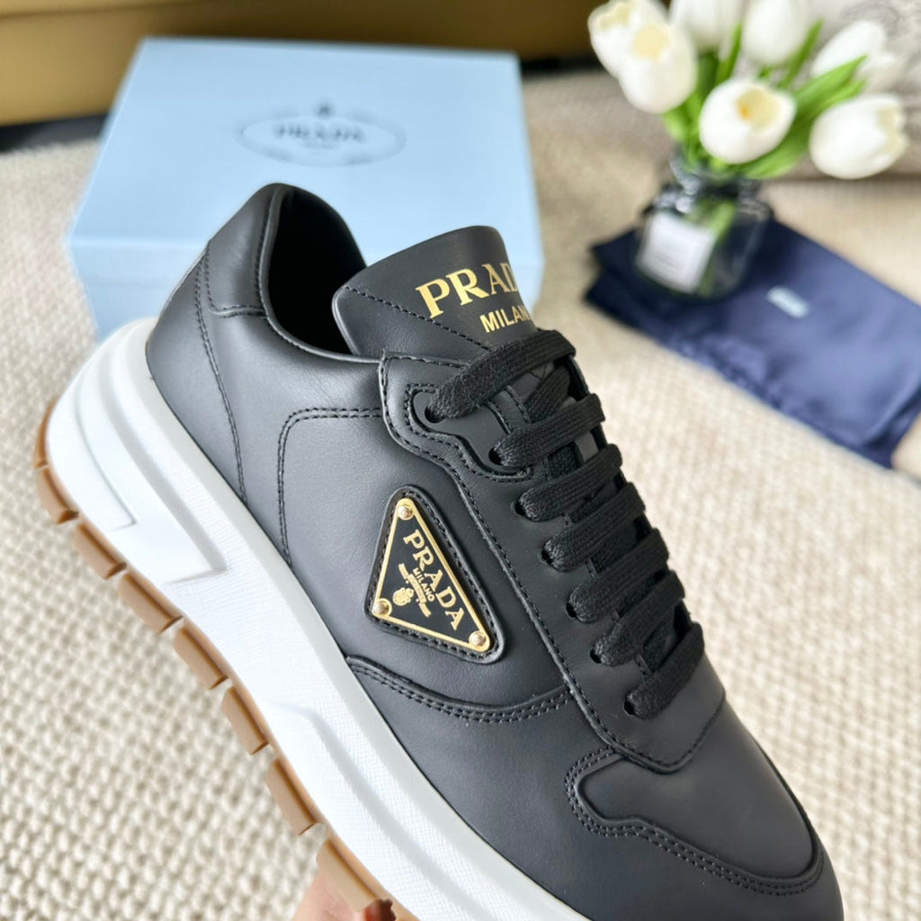 P-Sneakers