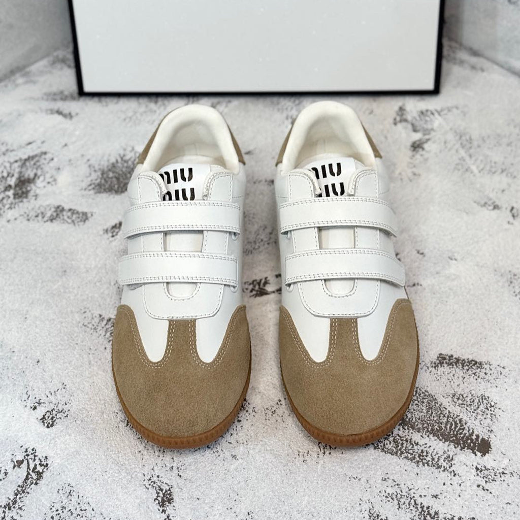 M-Sneakers