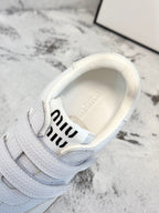 M-Sneakers