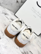 M-Sneakers