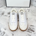 M-Sneakers