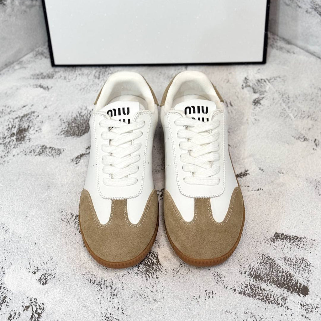 M-Sneakers