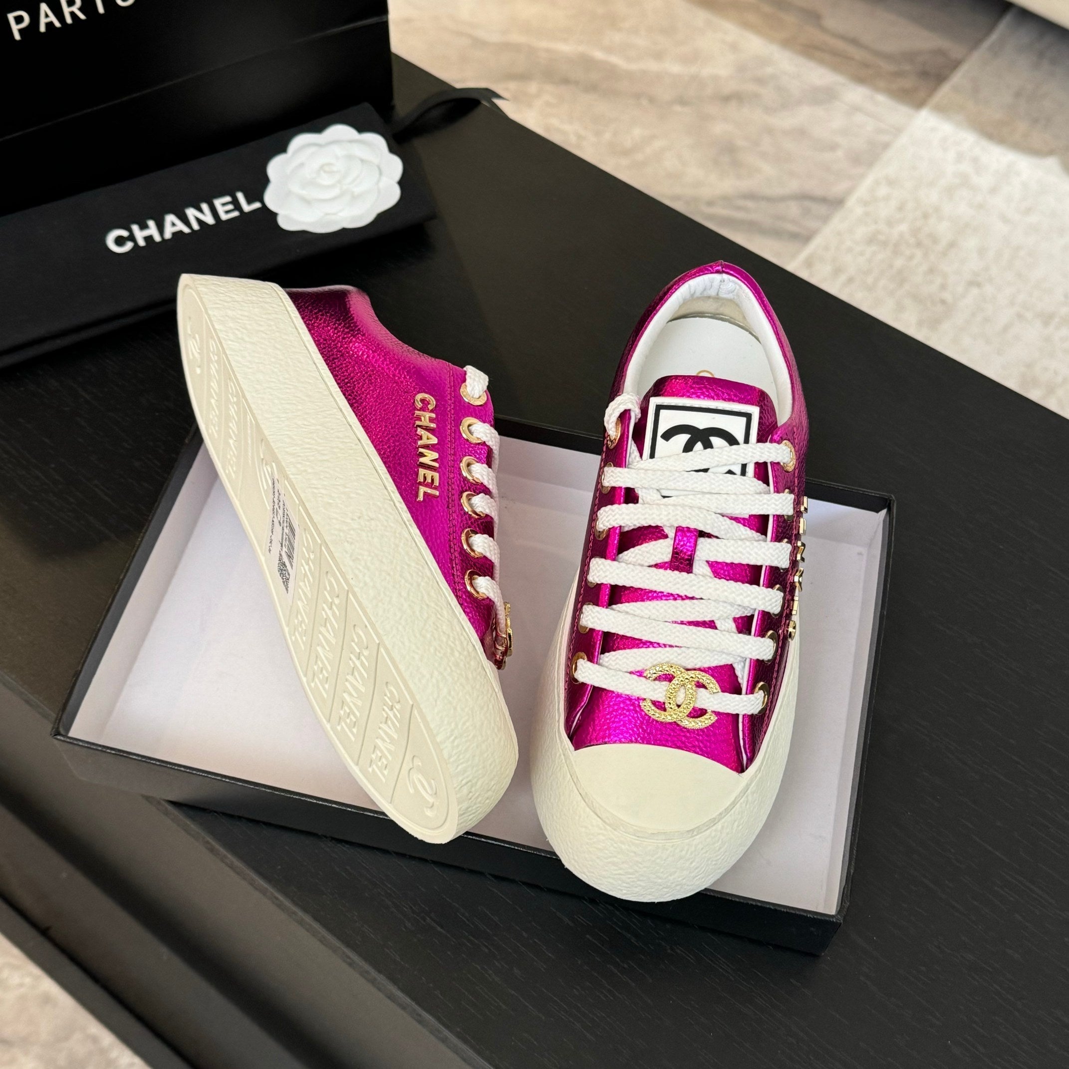 C-Sneakers