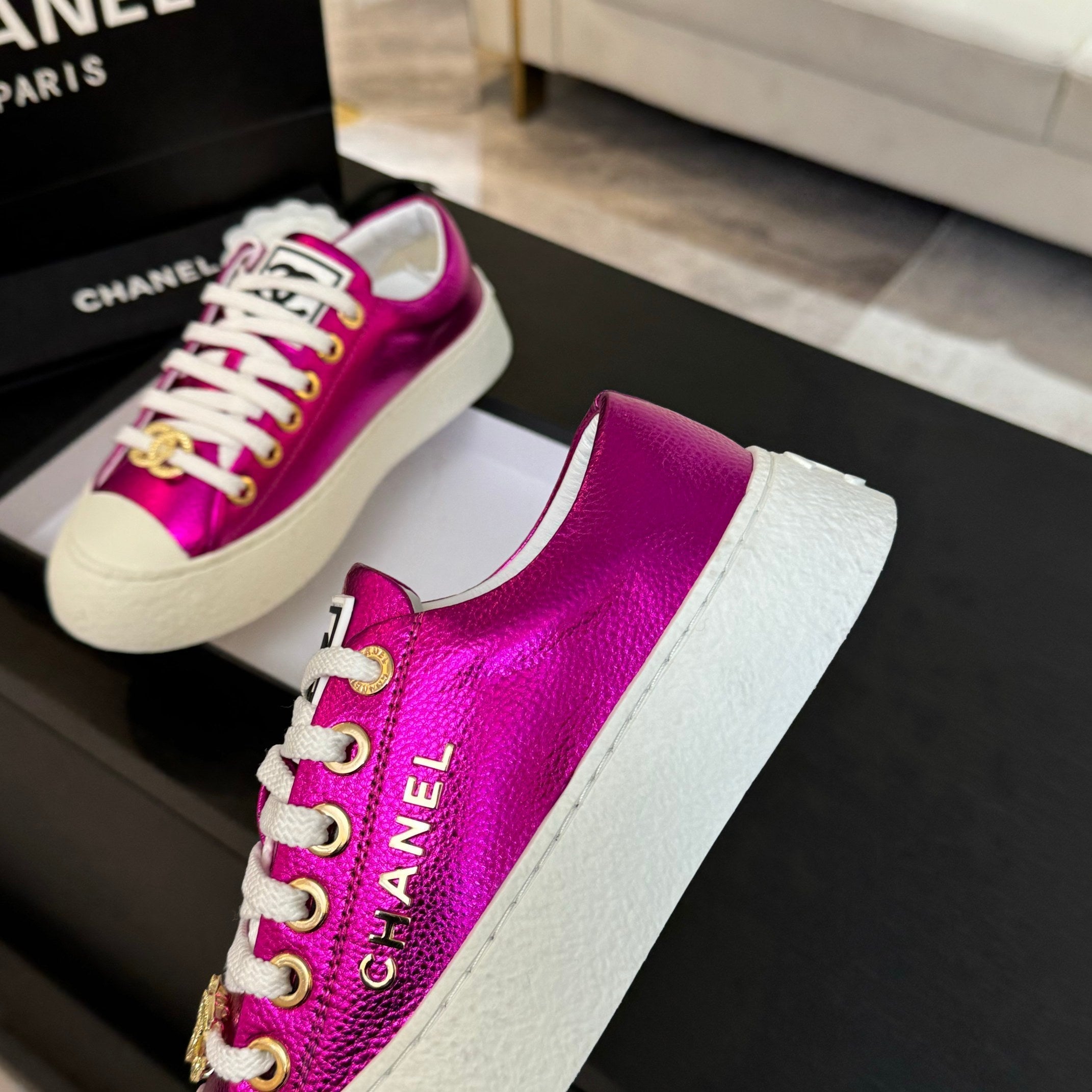 C-Sneakers