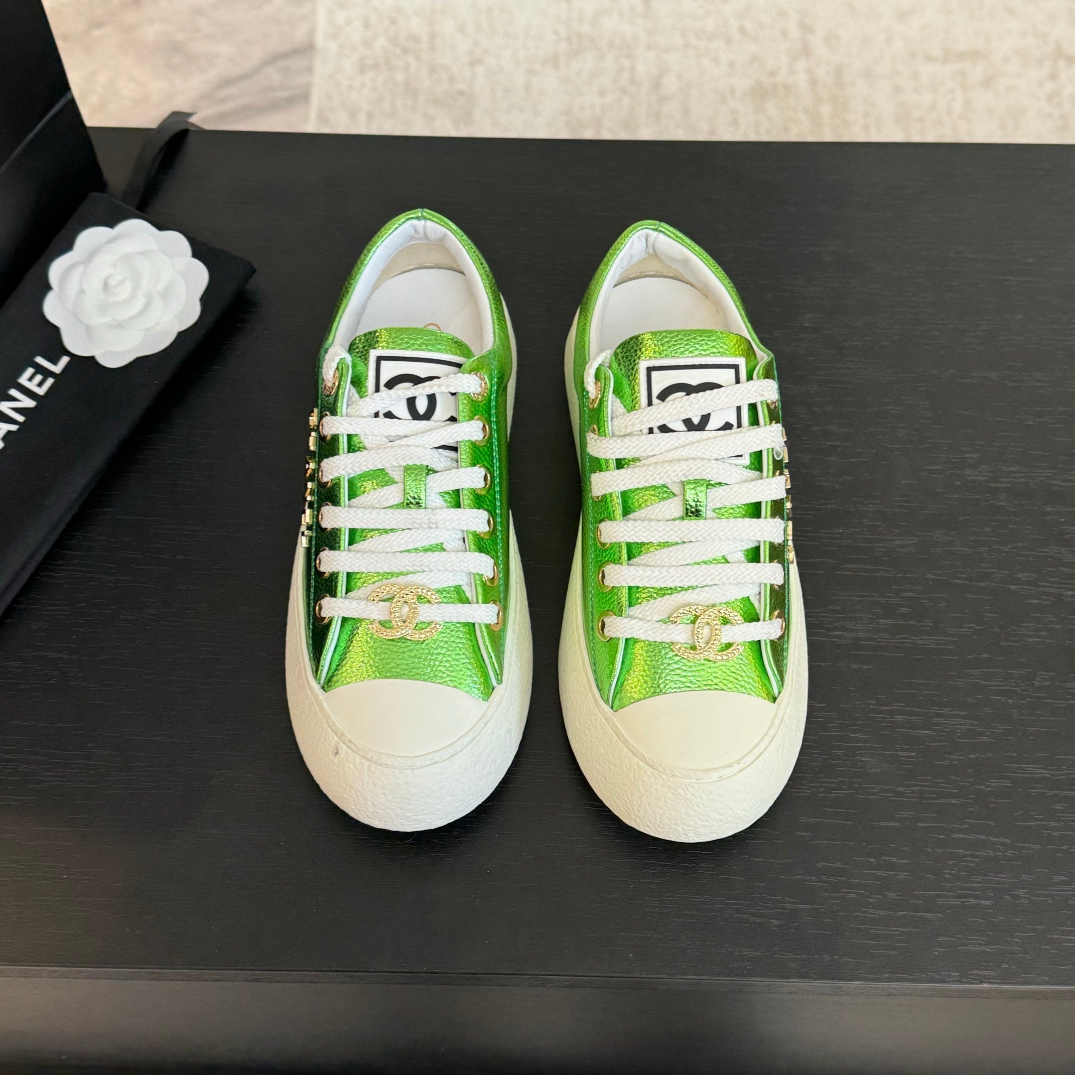 C-Sneakers