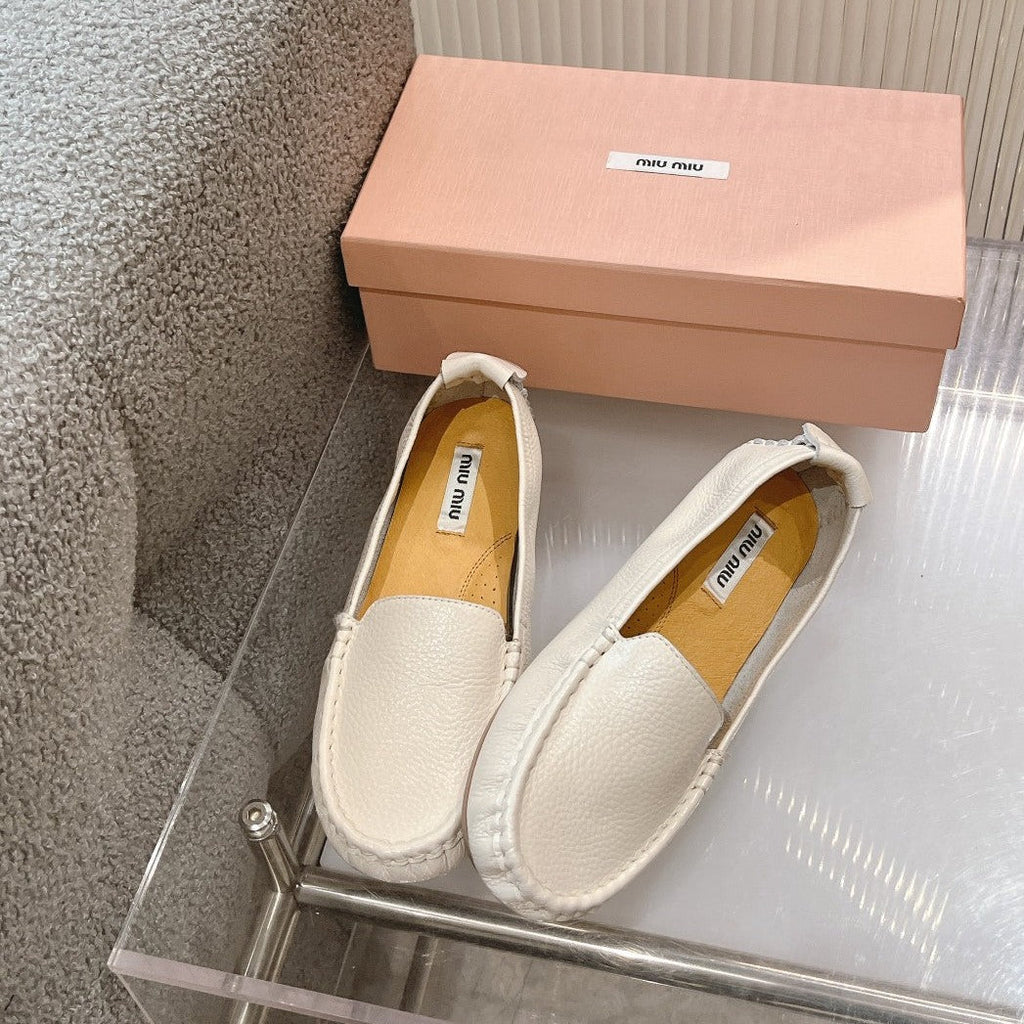 M-Sneakers