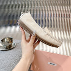 M-Sneakers