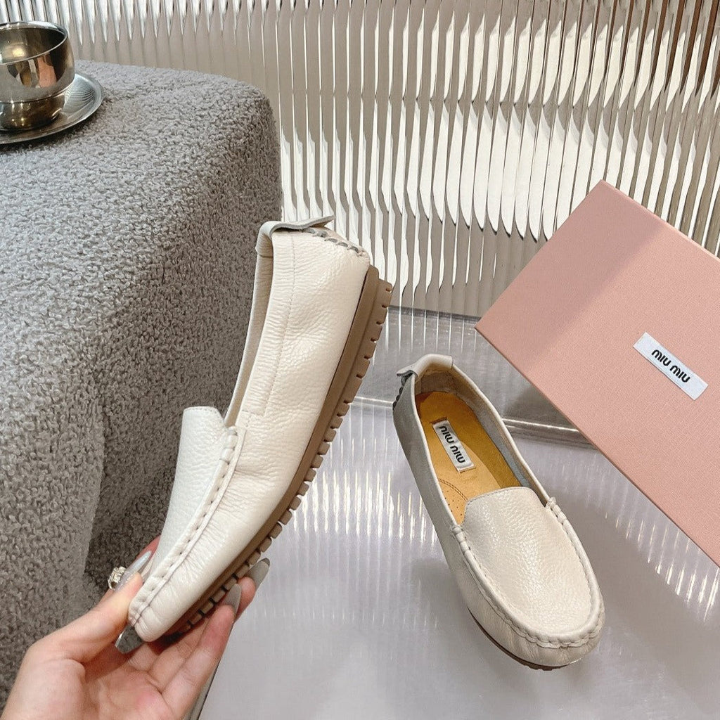 M-Sneakers