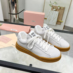 M-Sneakers