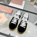 M-Sneakers