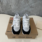 M-Sneakers