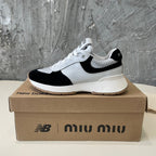 M-Sneakers