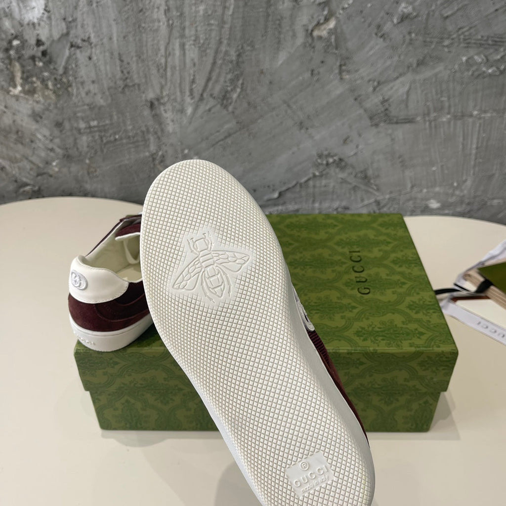 G-Sneakers