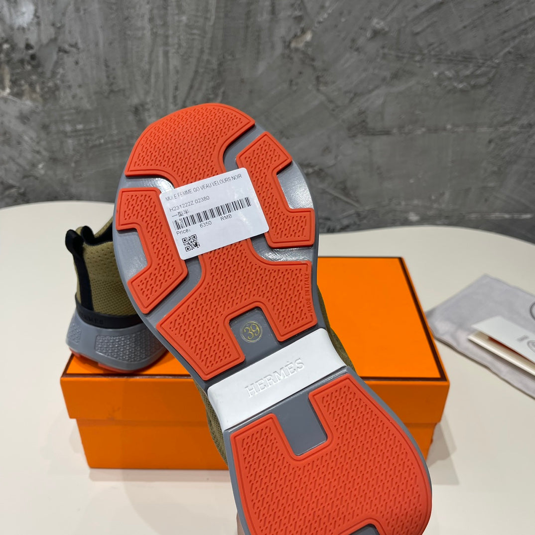 A-Sneakers