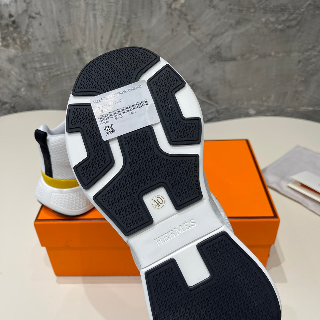 A-Sneakers