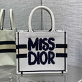 D-Book Tote
