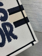 D-Book Tote
