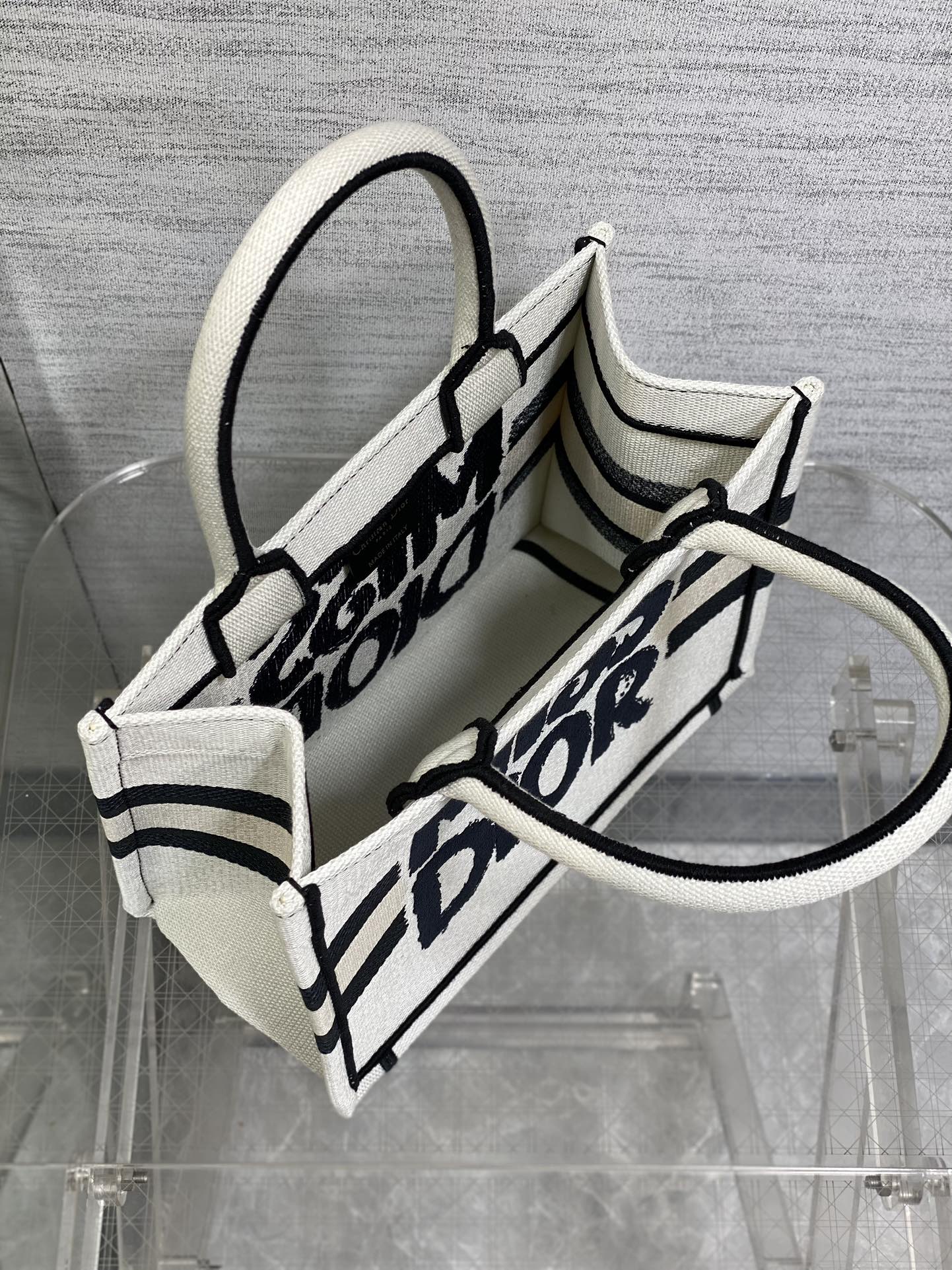 D-Book Tote