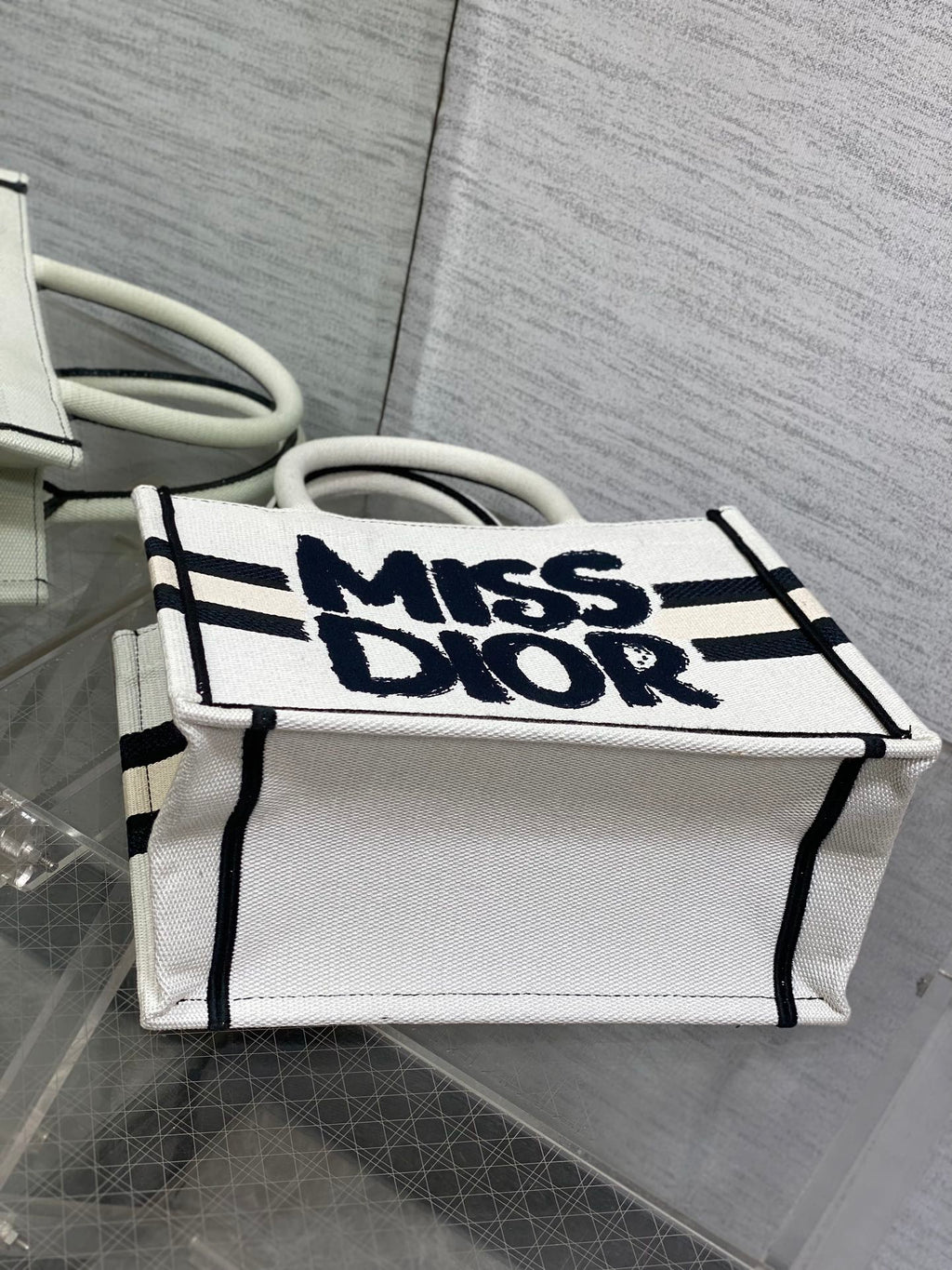 D-Book Tote