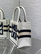 D-Book Tote