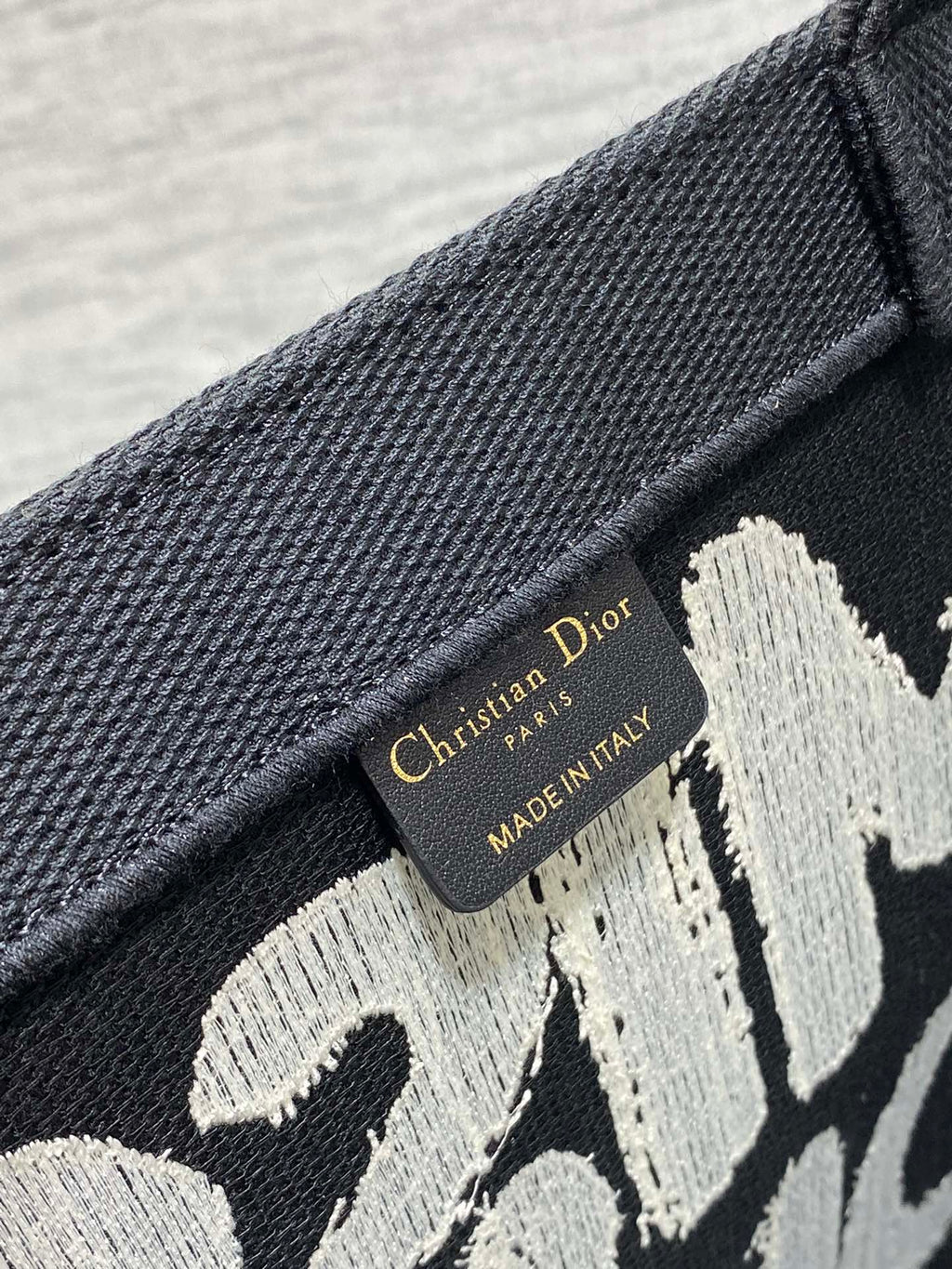 D-Book Tote