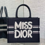 D-Book Tote