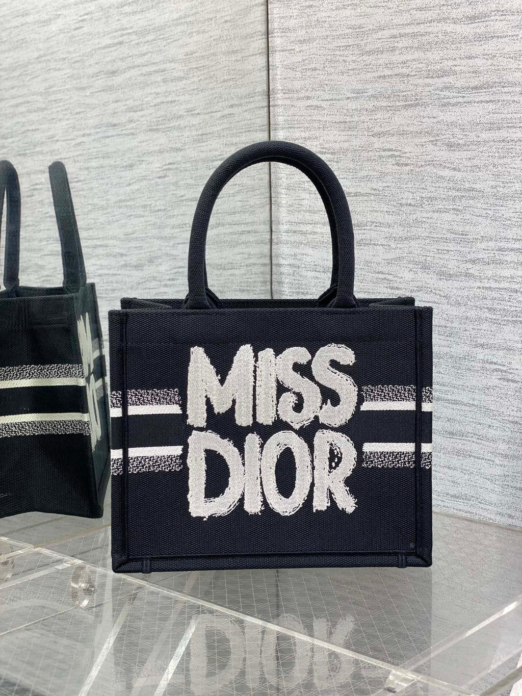 D-Book Tote