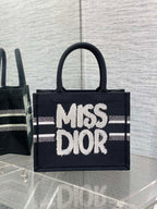 D-Book Tote