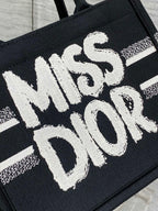 D-Book Tote