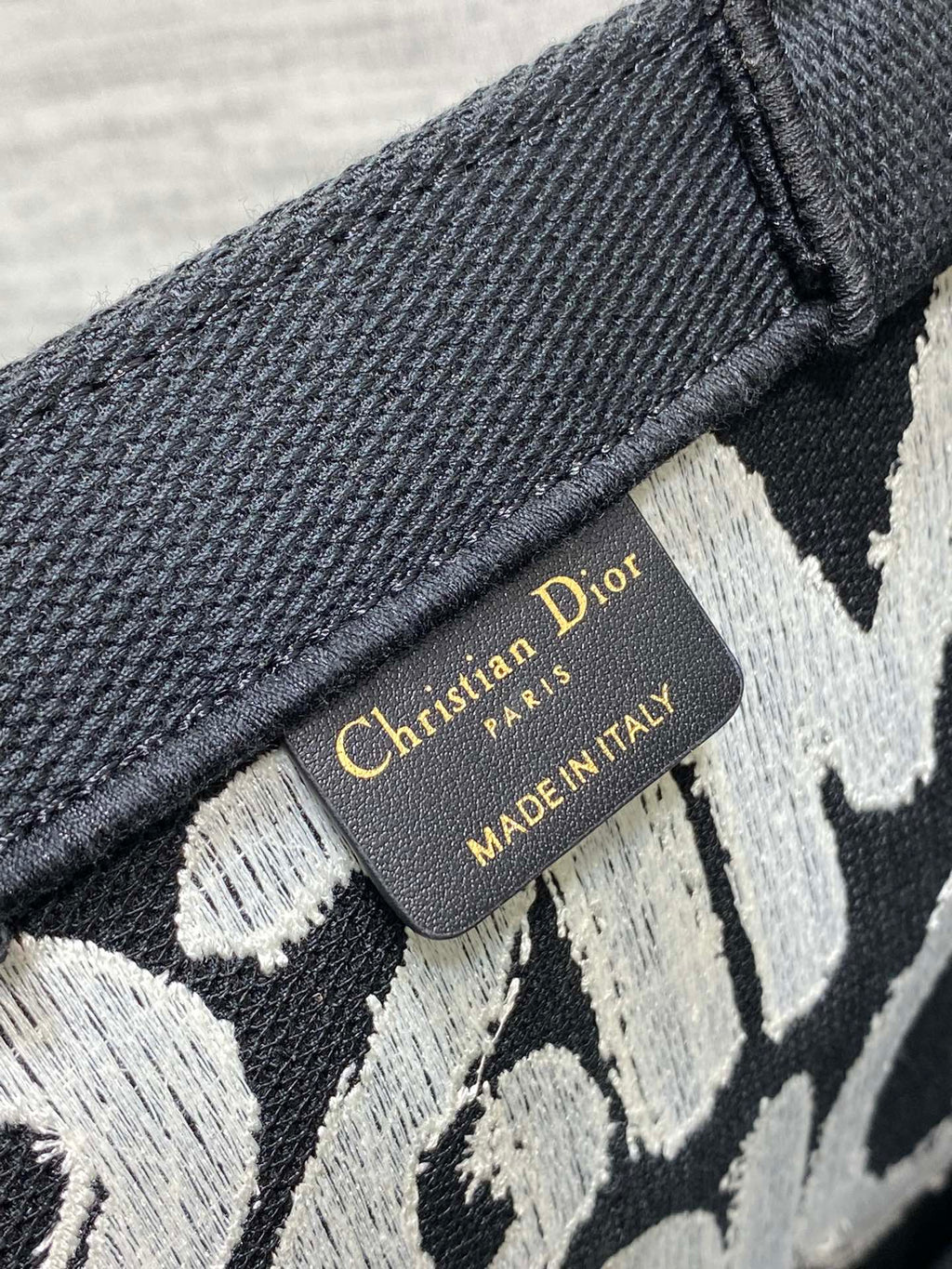 D-Book Tote
