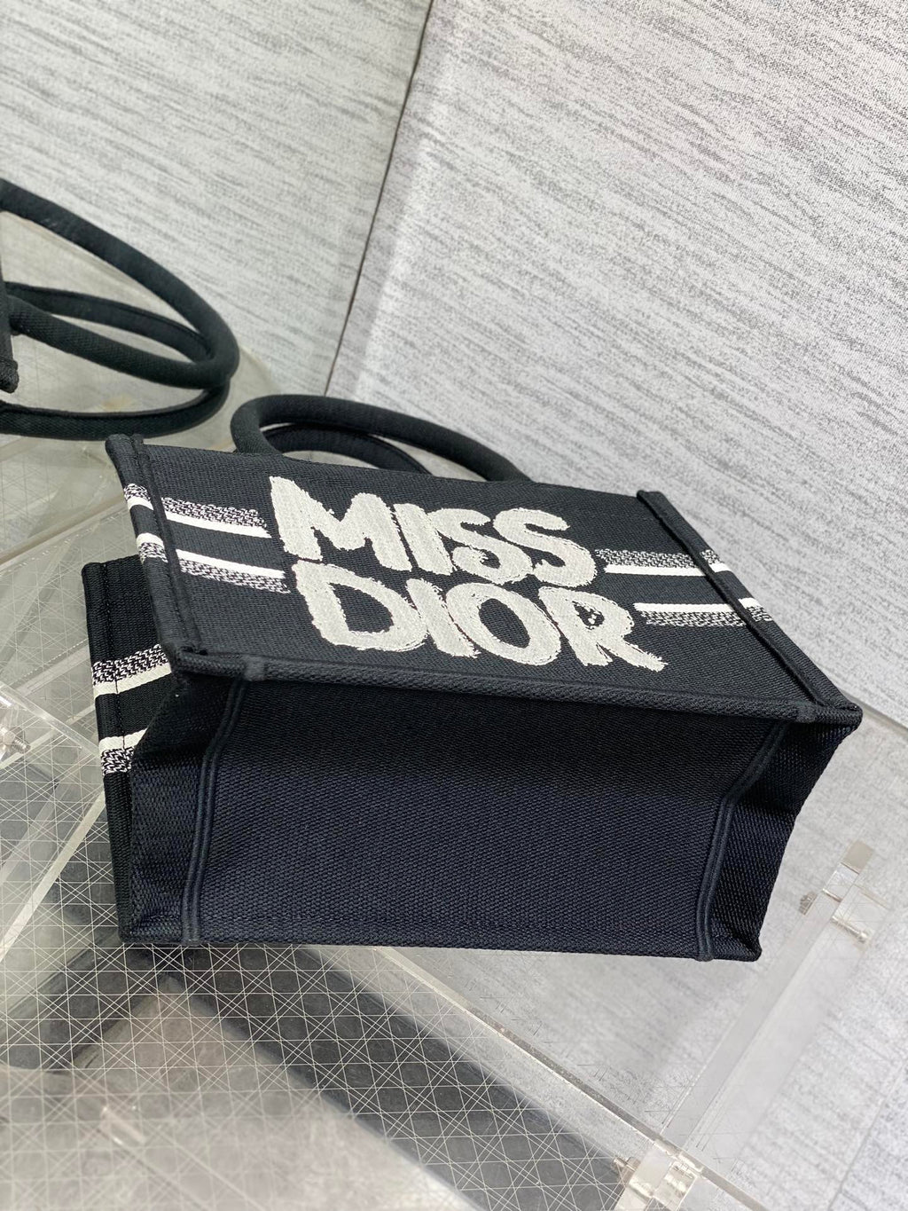 D-Book Tote