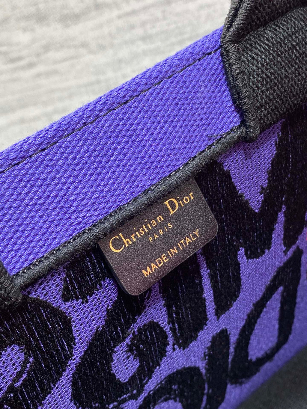 D-Book Tote
