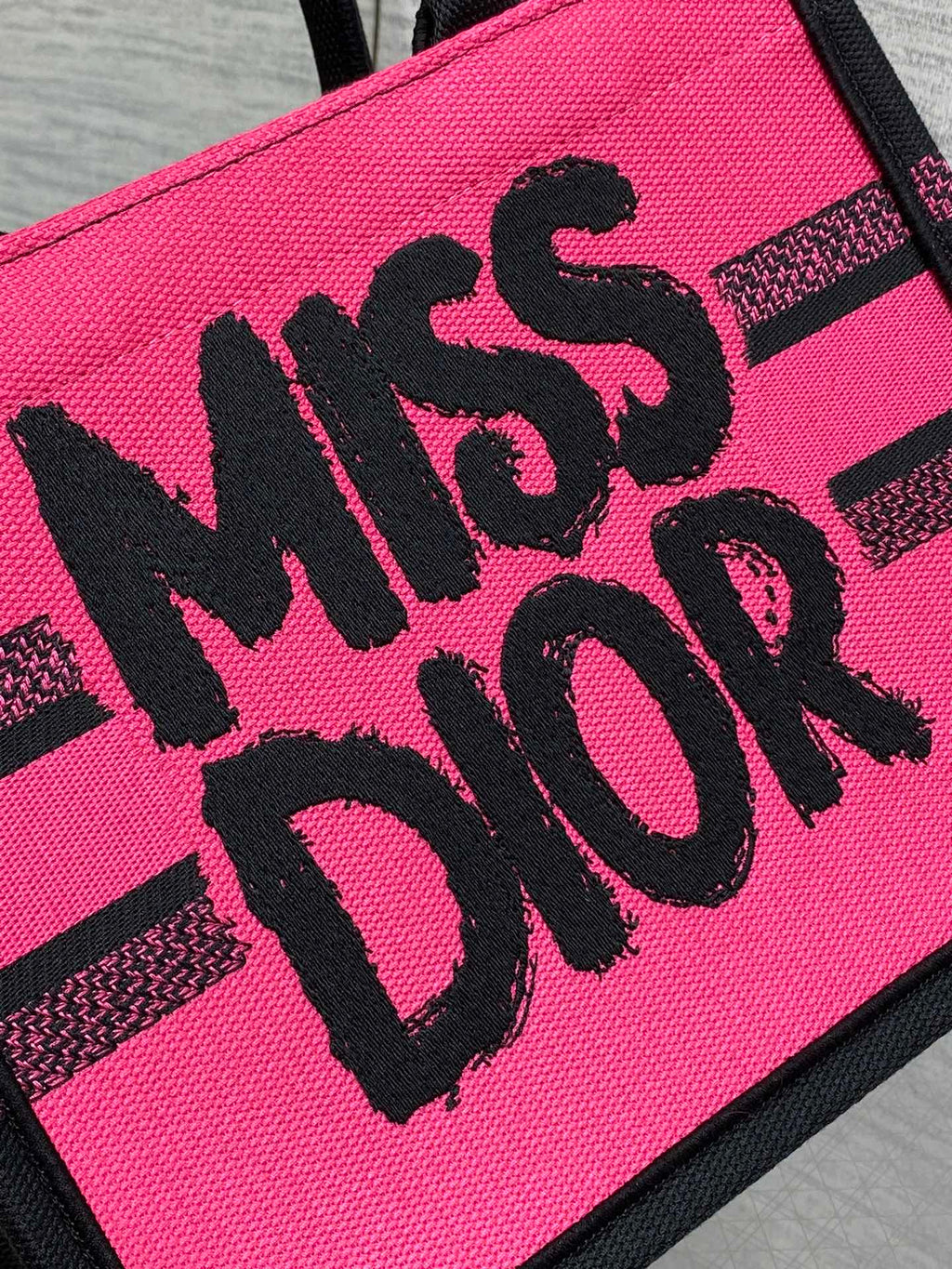 D-Book Tote