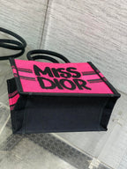 D-Book Tote