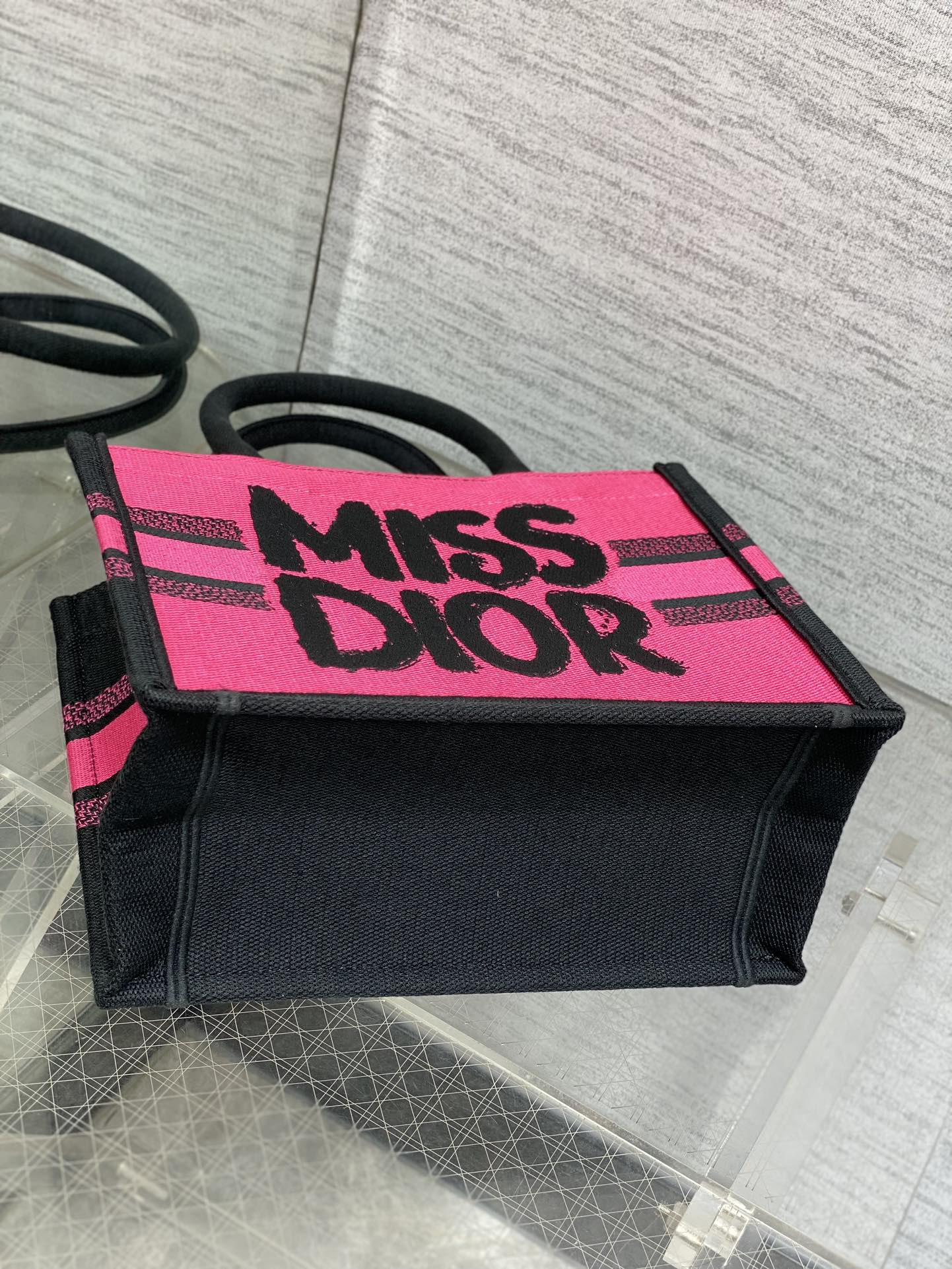 D-Book Tote