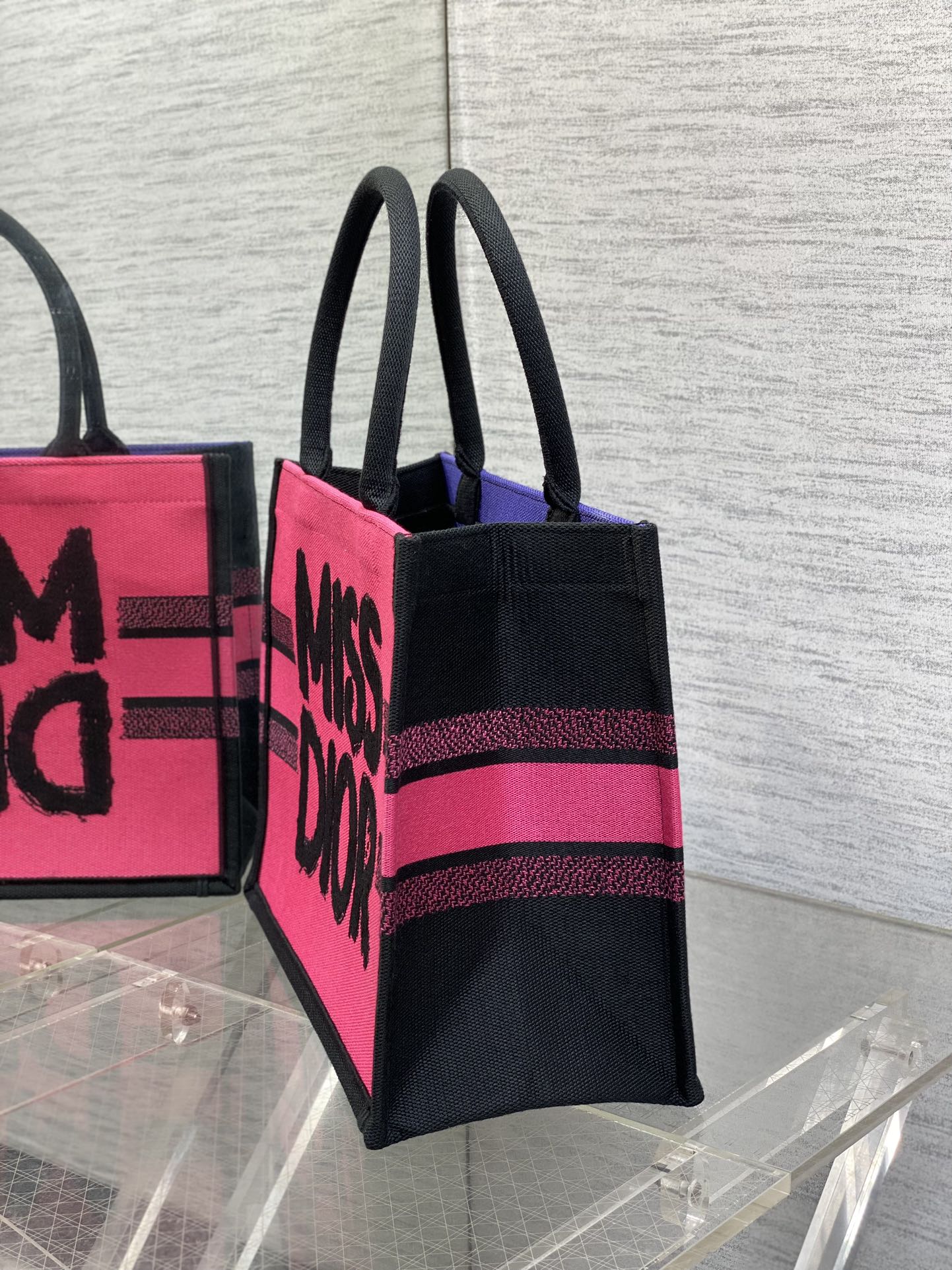 D-Book Tote