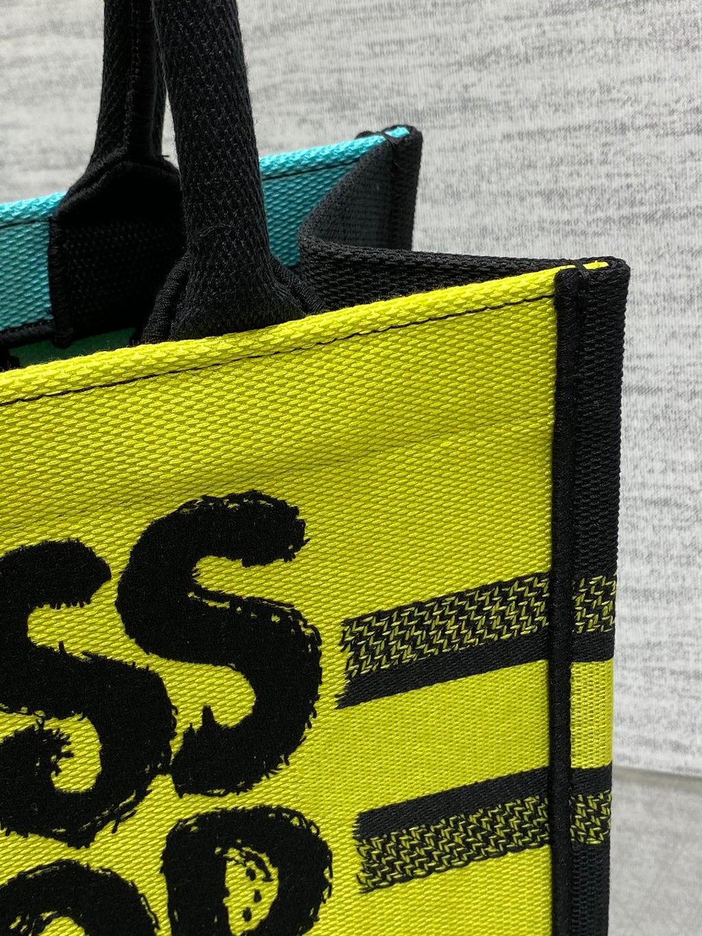 D-Book Tote
