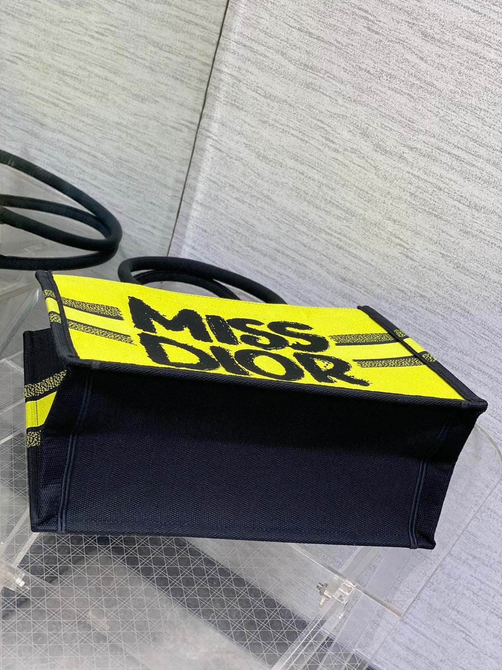 D-Book Tote