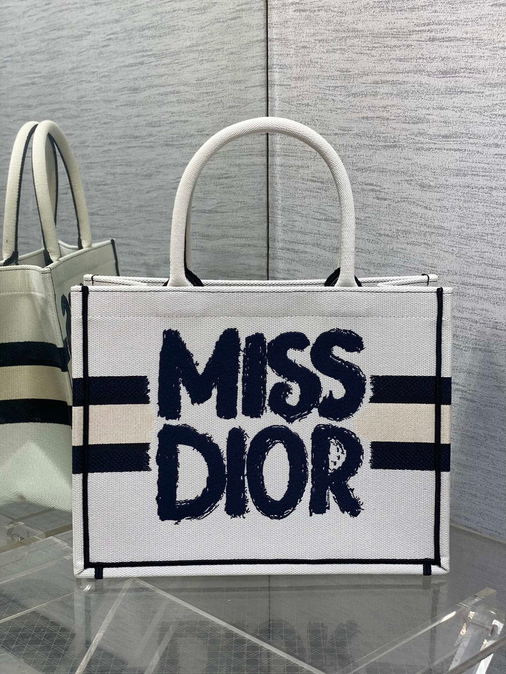 D-Book Tote