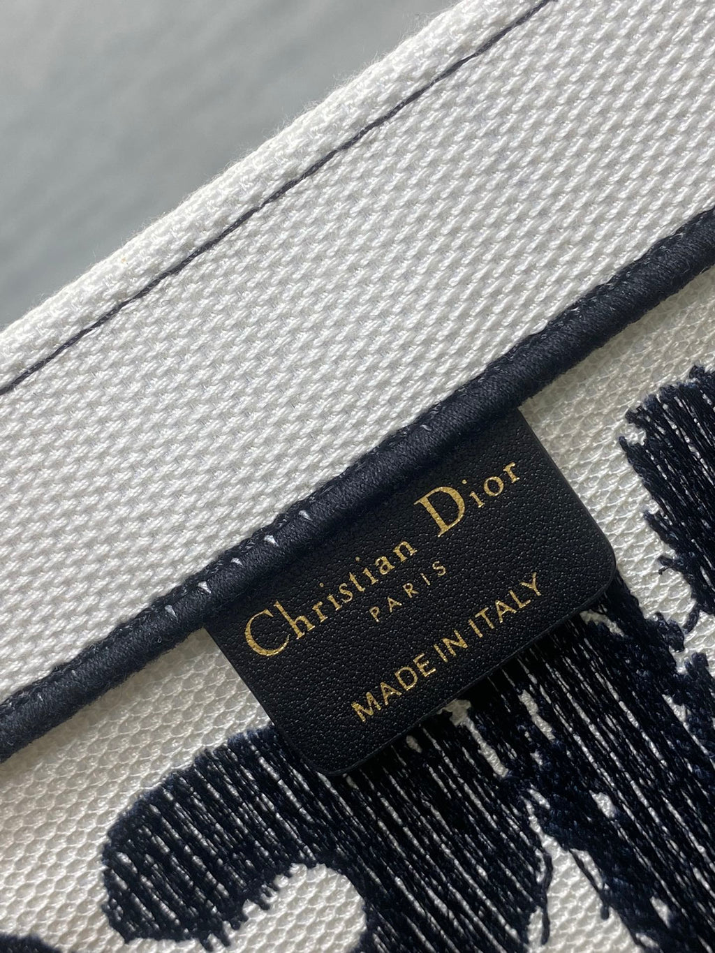 D-Book Tote