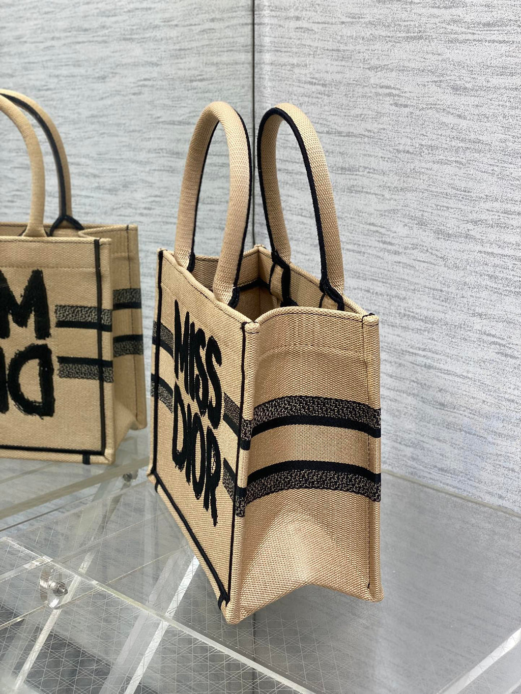 D-Book Tote