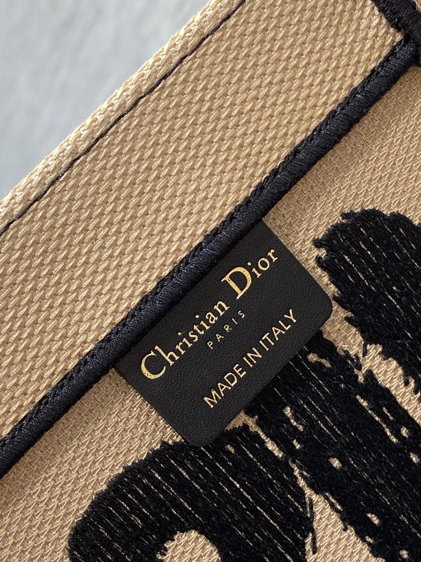 D-Book Tote