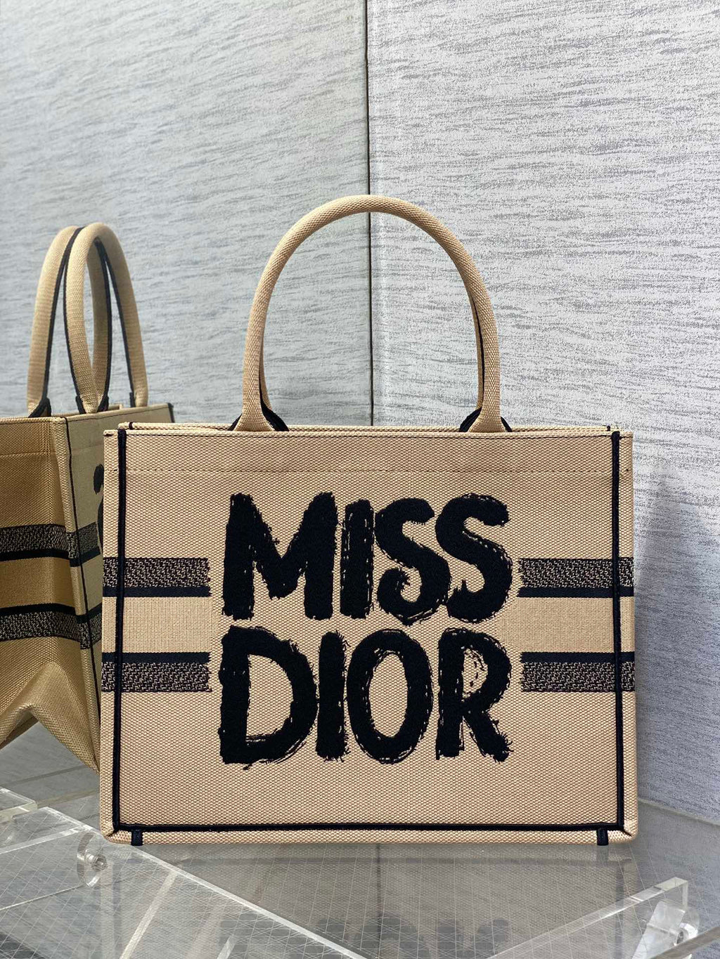 D-Book Tote