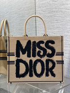 D-Book Tote